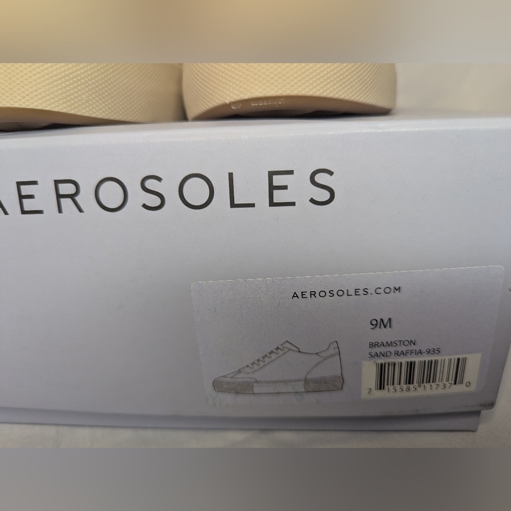 NIB Aerosoles Bramston Casual Sneakers Women's Size 9 - Picture 2 of 9